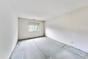 6876 West Touhy Avenue, Niles, IL 60714 - Photo 9