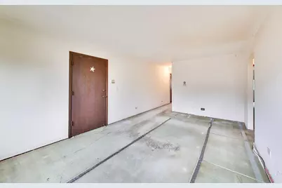 6876 W Touhy Avenue #3E, Niles, IL 60714 - Photo 5