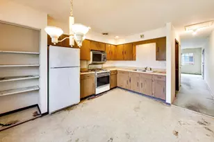 6876 West Touhy Avenue, Niles, IL 60714 - Photo 7