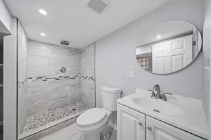 10743 S Wabash Ave, Chicago, IL 60628 - Photo 21