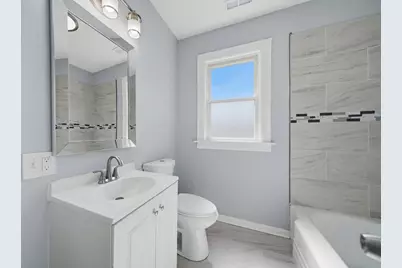 10743 S Wabash Avenue, Chicago, IL 60628 - Photo 17