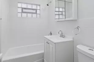 7431 N Winchester Ave, Chicago, IL 60626 - Photo 11