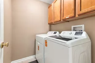 8310 Pembridge Ct, Joliet, IL 60431 - Photo 9