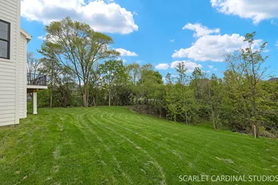 835 Avon Court, Glen Ellyn, IL 60137 - Photo 33
