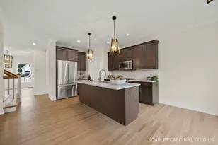 835 Avon Ct, Glen Ellyn, IL 60137 - Photo 11