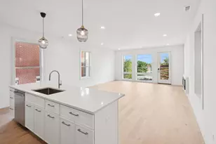 2323 N Lister Ave, Chicago, IL 60614 - Photo 31