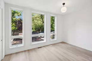 2323 N Lister Ave, Chicago, IL 60614 - Photo 11