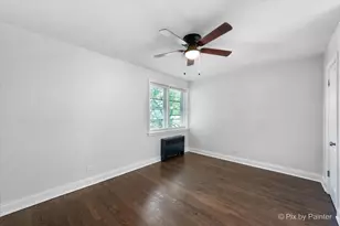 2715 W Berwyn Ave, Chicago, IL 60625 - Photo 11