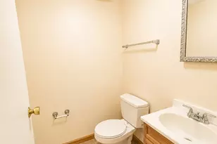 1329 Elm Dr, Schaumburg, IL 60194 - Photo 13