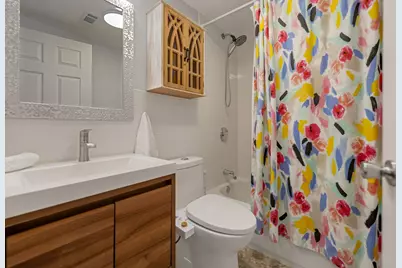 1427 W Superior Street #2F, Chicago, IL 60642 - Photo 7