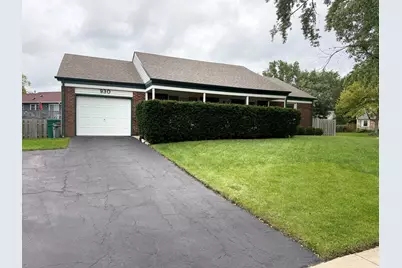 930 Dorncliff Lane, Buffalo Grove, IL 60089 - Photo 19