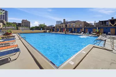 655 W Irving Park Road #3404, Chicago, IL 60613 - Photo 19