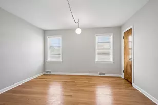 6118 N Kimball Ave, Chicago, IL 60659 - Photo 17