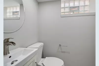 6118 N Kimball Avenue, Chicago, IL 60659 - Photo 29