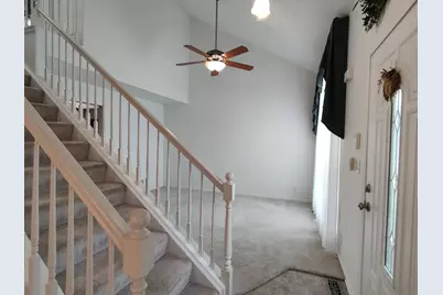 2000 Grandview Trail, Belvidere, IL 61008 - Photo 17