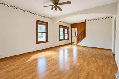 1423 N Raynor Avenue, Joliet, IL 60435 - Photo 9