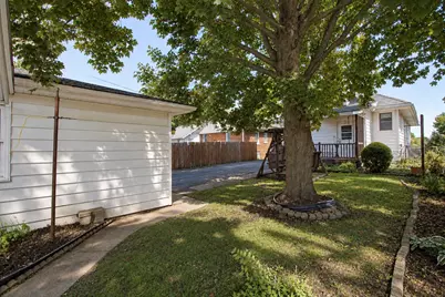 1423 N Raynor Avenue, Joliet, IL 60435 - Photo 35
