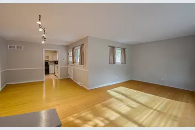 1127 Santa Rosa Avenue, Wheaton, IL 60187 - Photo 3