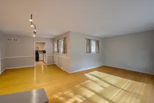 1127 Santa Rosa Ave, Wheaton, IL 60187 - Photo 3