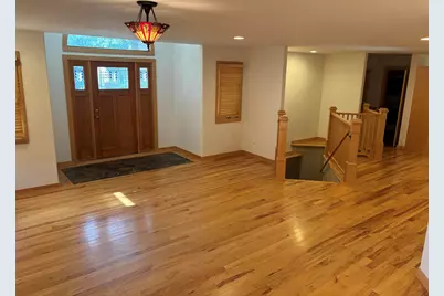 257 N Schryver Avenue, Woodstock, IL 60098 - Photo 3