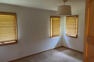257 N Schryver Ave, Woodstock, IL 60098 - Photo 17