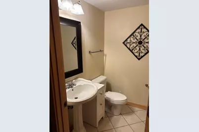 257 N Schryver Avenue, Woodstock, IL 60098 - Photo 9