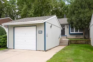 333 Colony Green Dr, Bloomingdale, IL 60108 - Photo 1