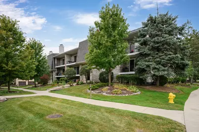 9151 Del Prado Drive #2N, Palos Hills, IL 60465 - Photo 1
