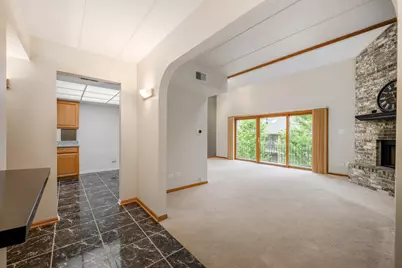 9151 Del Prado Drive #2N, Palos Hills, IL 60465 - Photo 3