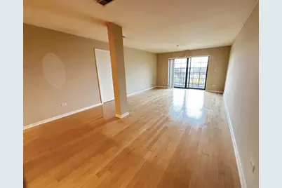 8255 Skokie Boulevard #502, Skokie, IL 60077 - Photo 3