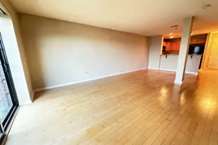 8255 Skokie Blvd, Skokie, IL 60077 - Photo 5