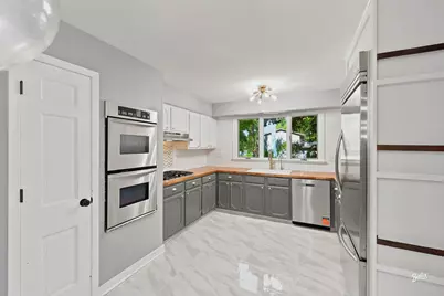 1061 N Smith Street, Palatine, IL 60067 - Photo 7
