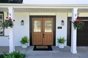 1061 N Smith St, Palatine, IL 60067 - Photo 1