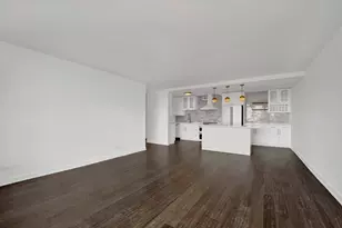 3930 N Pine Grove Ave, Chicago, IL 60613 - Photo 9
