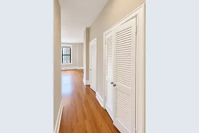 3170 N Sheridan Road #826, Chicago, IL 60657 - Photo 15
