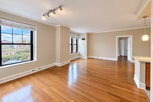 3170 N Sheridan Rd, Chicago, IL 60657 - Photo 5