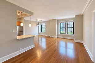 3170 N Sheridan Rd, Chicago, IL 60657 - Photo 9
