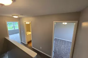1463 Moluf St, Dekalb, IL 60115 - Photo 11