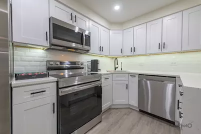 6612 W 64th Place #2W, Chicago, IL 60638 - Photo 11