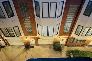 4240 N Kenmore Ave, Chicago, IL 60613 - Photo 13