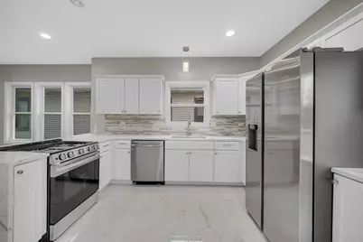656 Freeland Avenue, Calumet City, IL 60409 - Photo 11