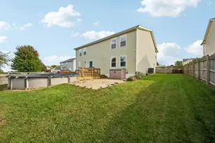4138 Milkweed Dr, Poplar Grove, IL 61065 - Photo 9