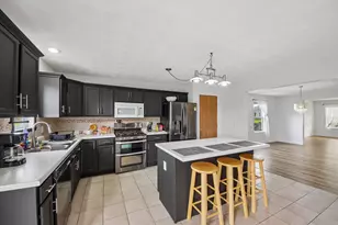 4138 Milkweed Dr, Poplar Grove, IL 61065 - Photo 15