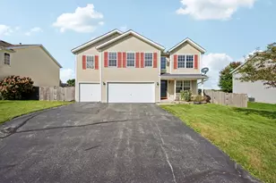4138 Milkweed Dr, Poplar Grove, IL 61065 - Photo 1