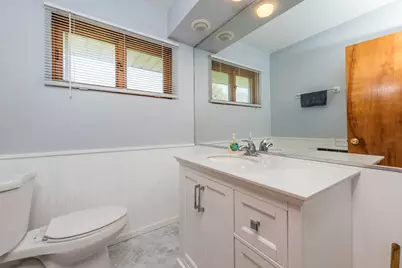 1600 17th Street, North Chicago, IL 60064 - Photo 21