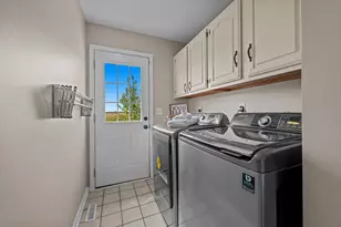 733 Millview Dr, Batavia, IL 60510 - Photo 21