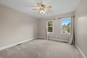 733 Millview Dr, Batavia, IL 60510 - Photo 29