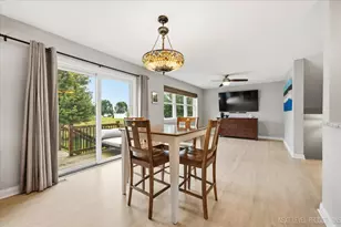 402 S Elizabeth St, Maple Park, IL 60151 - Photo 5