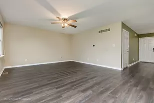 1562 Moluf St, Dekalb, IL 60115 - Photo 7