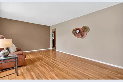 2N266 Prairie Avenue, Glen Ellyn, IL 60137 - Photo 13